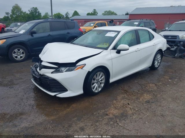 4T1B11HK8JU039006 Toyota CAMRY LE