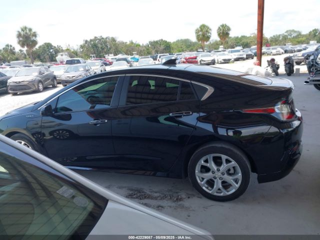 1G1RB6S53JU141564 Chevrolet Volt Premier