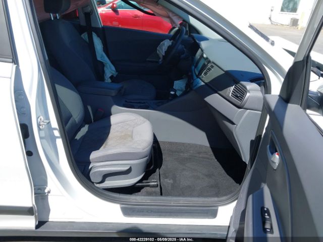 KNDCB3LC7J5110479 KIA gdi