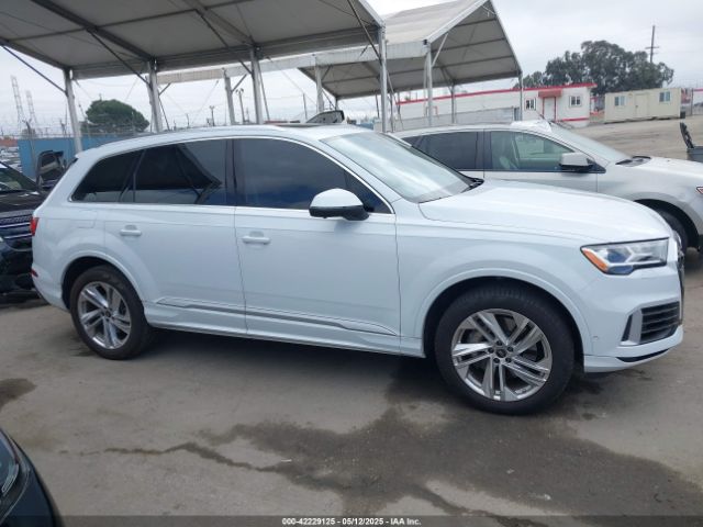 WA1LXBF73PD005733 Audi 55 tfsi