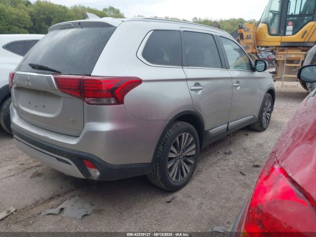 2020 MITSUBISHI OUTLANDER JA4AD3A37LZ034935 Photo 3