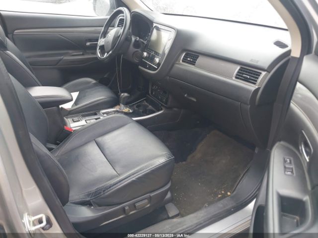 2020 MITSUBISHI OUTLANDER JA4AD3A37LZ034935 Photo 4