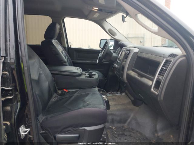 2021 RAM 1500 CLASSIC 3C6RR7KT9MG709760 Photo 4