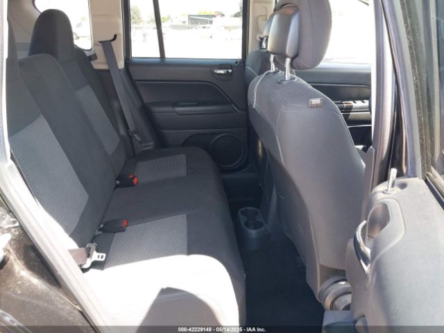 1C4NJCBA1ED777068 Jeep Compass Sport