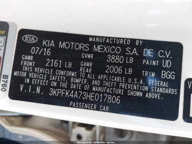 KIA FORTE LX 2017 3KPFK4A73HE017806 Image 9
