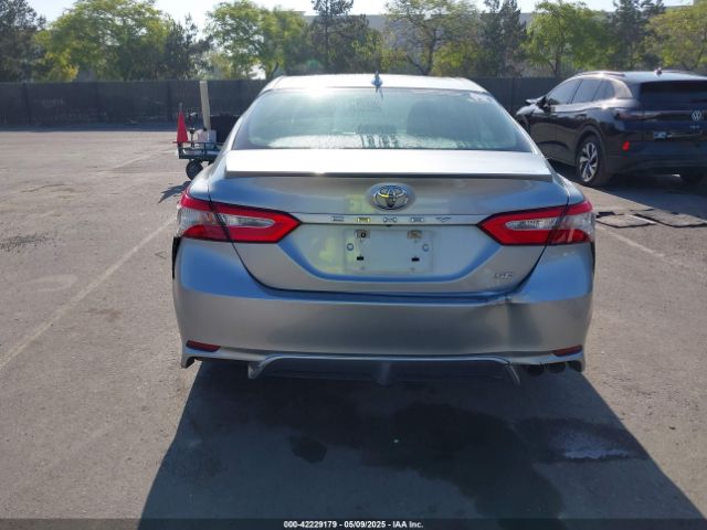 4T1B11HK2KU789440 Toyota CAMRY SE