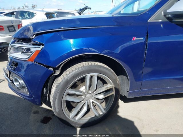 WA1CGAFP7EA070688 Audi SQ5