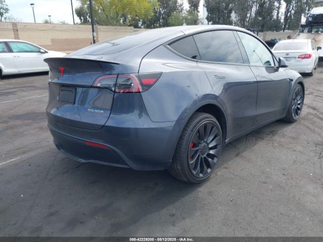 2023 TESLA MODEL Y 7SAYGDEFXPF897975 Photo 3