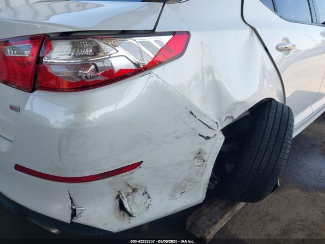 KNAGM4A70F5560423 KIA Optima Lx