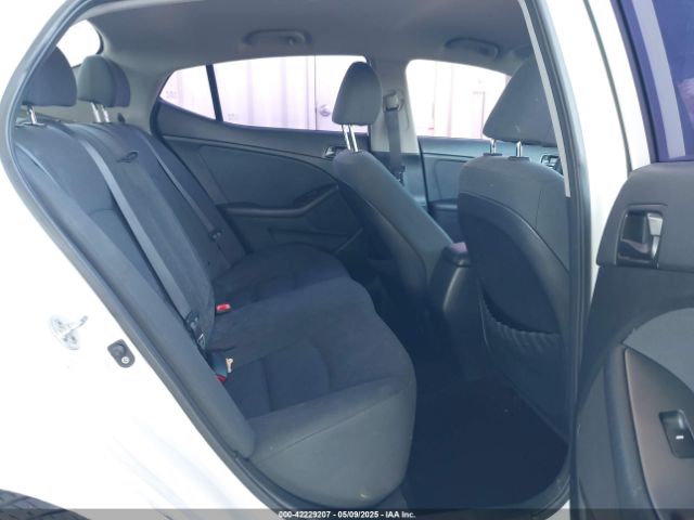 KNAGM4A70F5560423 KIA Optima Lx