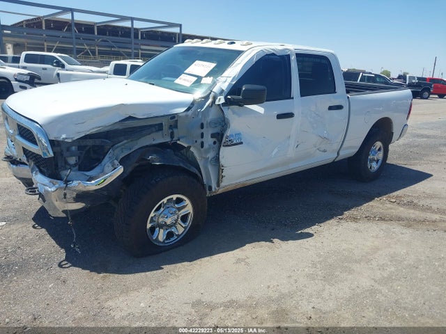 RAM 2500 2015 3C6UR5CL4FG650164 Image 2