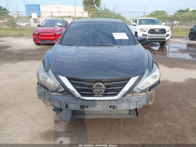 1N4AL3AP5JC255662 Nissan Altima 2.5 Sv