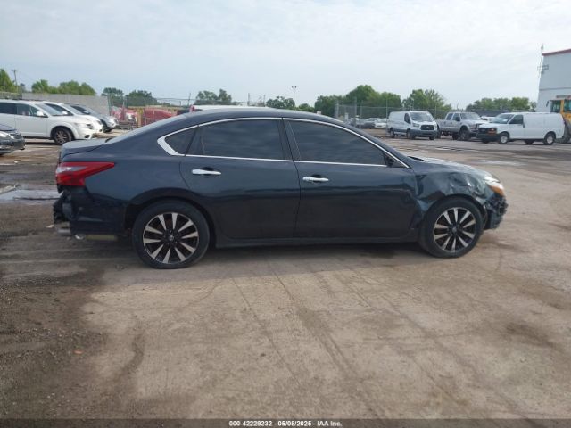1N4AL3AP5JC255662 Nissan Altima 2.5 Sv
