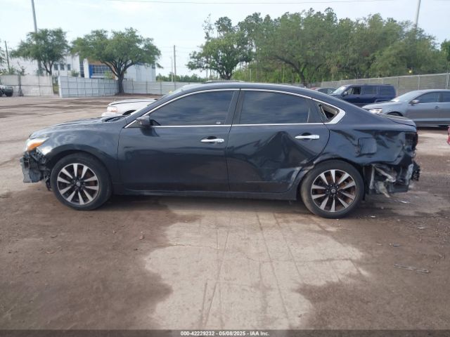 1N4AL3AP5JC255662 Nissan Altima 2.5 Sv