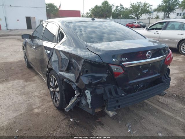 1N4AL3AP5JC255662 Nissan Altima 2.5 Sv