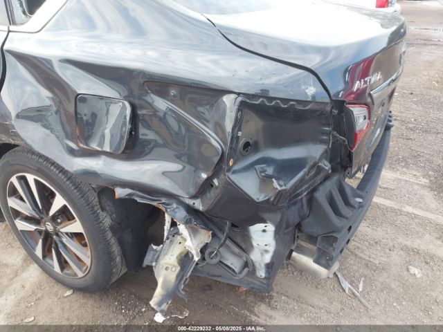 1N4AL3AP5JC255662 Nissan Altima 2.5 Sv