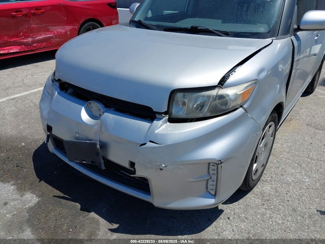 Scion XB 2014 JTLZE4FE3EJ066373 Image 6