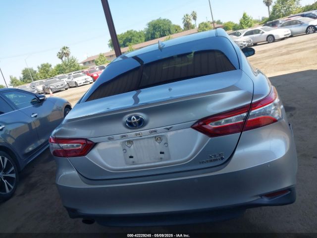 4T1B21HK1JU002828 Toyota Camry Hybrid Xle