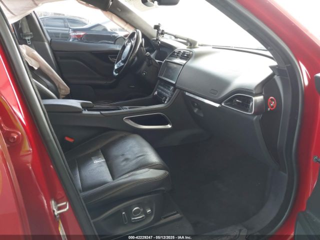 2018 JAGUAR F-PACE SADCM2FV3JA236643 Photo 4