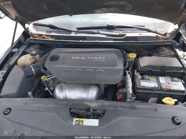 Chrysler 200 S 2015 1C3CCCBB3FN613959 Image 10