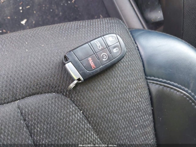 Chrysler 200 S 2015 1C3CCCBB3FN613959 Image 11