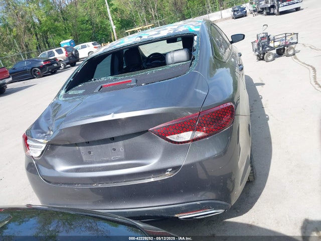 Chrysler 200 S 2015 1C3CCCBB3FN613959 Image 16