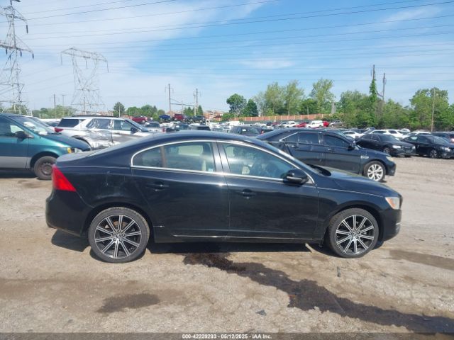 YV1612TB0F2301780 Volvo S60 T5 Premier