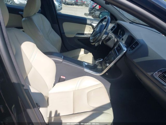 YV1612TB0F2301780 Volvo S60 T5 Premier