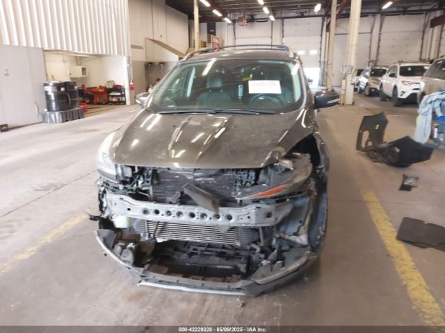 1FMCU9J98FUC05727 Ford Escape Titanium