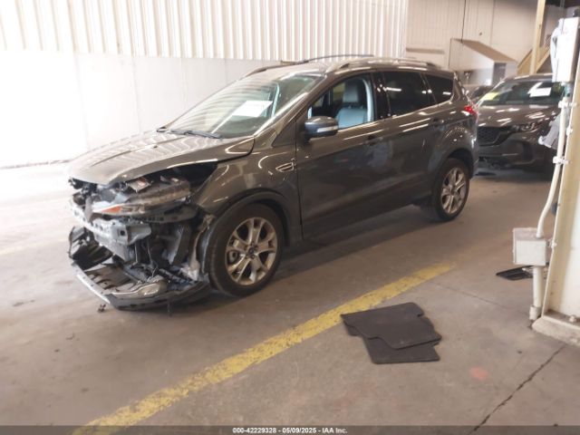1FMCU9J98FUC05727 Ford Escape Titanium