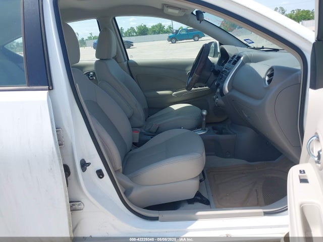 3N1CN7AP7EL866987 Nissan Versa 1.6 Sv