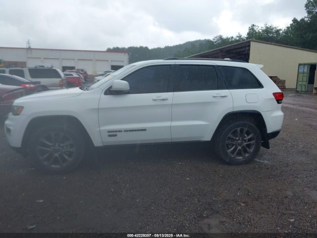 1C4RJEBG3GC476568 Jeep Grand Cherokee Limited 75th Anniversary