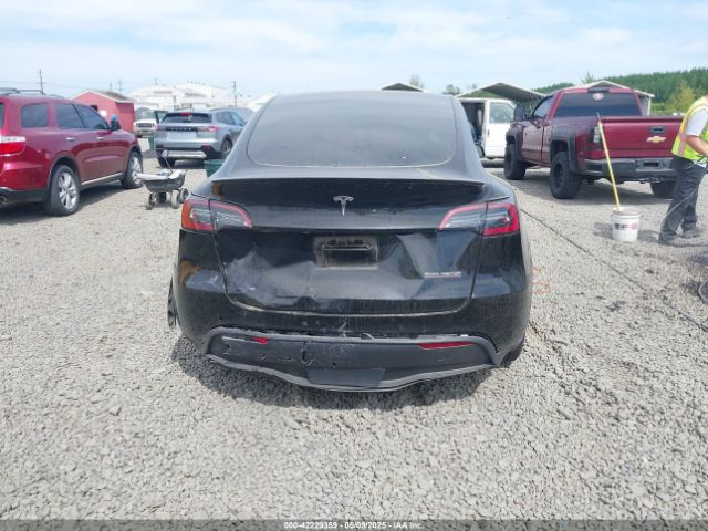 7SAYGDEF5NF546680 Tesla Model Y Performance Dual Motor All-wheel Drive