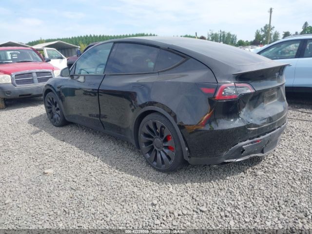 7SAYGDEF5NF546680 Tesla Model Y Performance Dual Motor All-wheel Drive