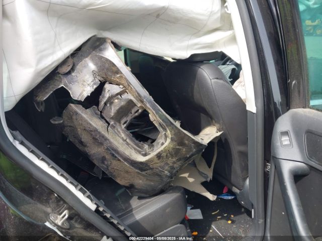 WVGBV3AX0EW565615 Volkswagen TIGUAN SE