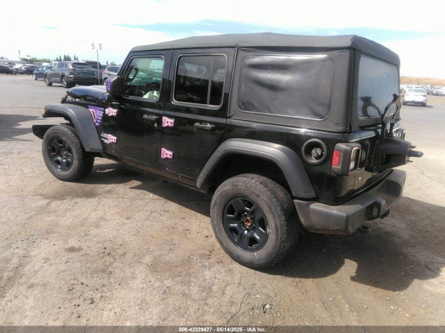 1C4HJXDG5JW159062 Jeep Wrangler