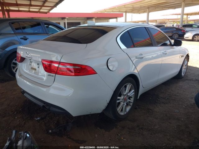 2017 JAGUAR XE SAJAD4BG1HA975771 Photo 3