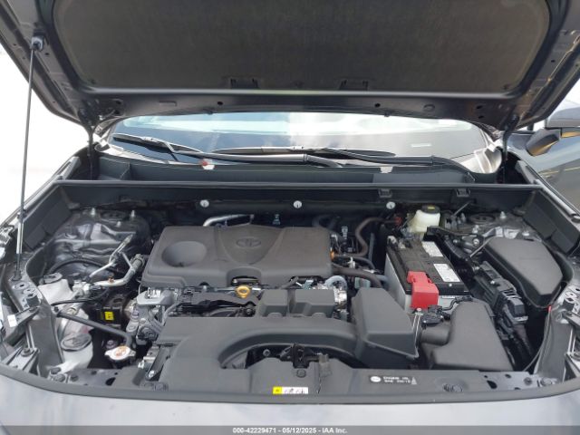 2T3C1RFVXRC295264 Toyota Rav4 Xle Premium