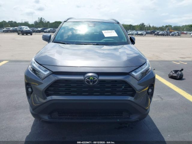 2T3C1RFVXRC295264 Toyota Rav4 Xle Premium