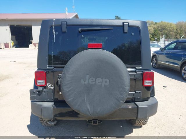 1C4BJWEGXJL865122 Jeep Wrangler Jk Unlimited Sahara