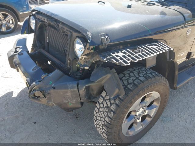 1C4BJWEGXJL865122 Jeep Wrangler Jk Unlimited Sahara