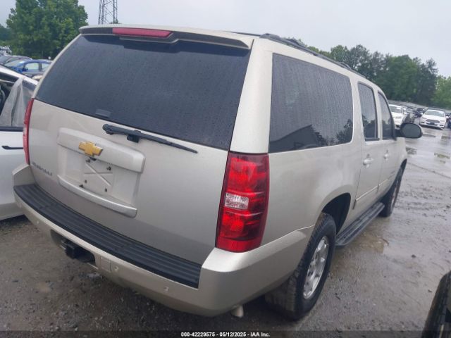 1GNSCJE07ER116692 Chevrolet Suburban 1500 Lt