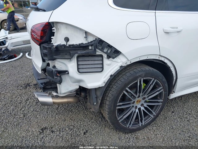 Porsche Cayenne 2016 WP1AE2A22GLA17486 Image 20