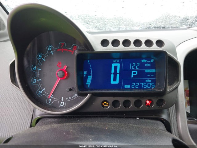 1G1JC5SHXF4131748 Chevrolet Sonic Lt Auto