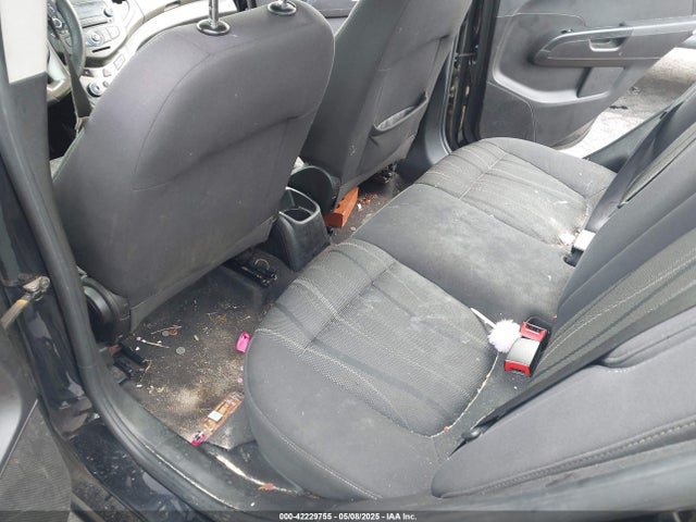 1G1JC5SHXF4131748 Chevrolet Sonic Lt Auto