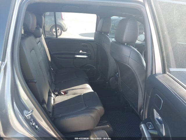 W1N4M4HBXLW041023 Mercedes-Benz m260