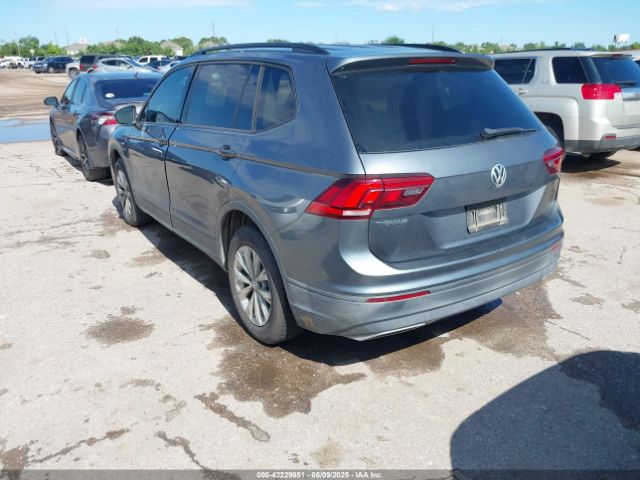 2019 VOLKSWAGEN TIGUAN 3VV1B7AX1KM085354 Photo 2