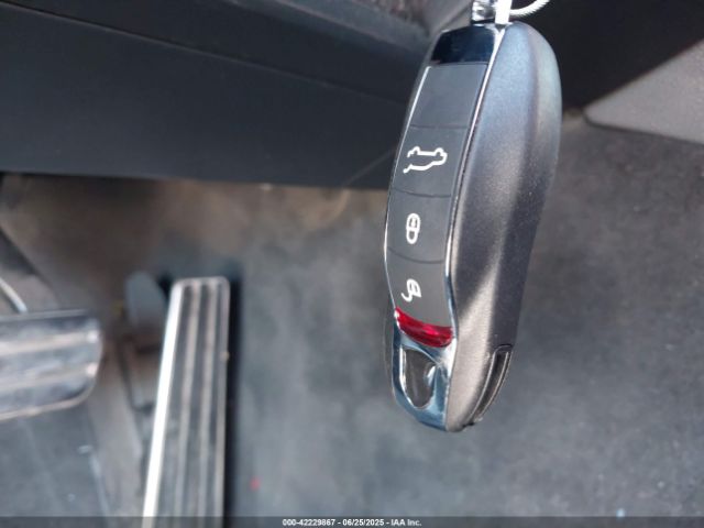 2011 PORSCHE PANAMERA WP0AA2A71BL018792 Photo 10