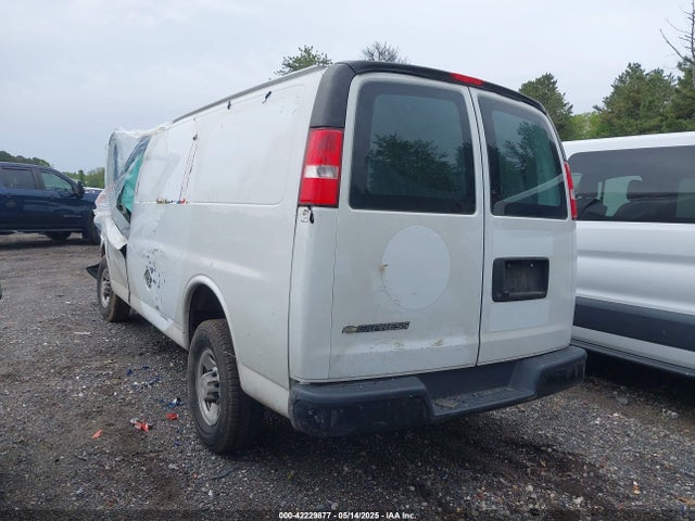 1GCWGAFP0K1370359 Chevrolet Express 2500 Work Van