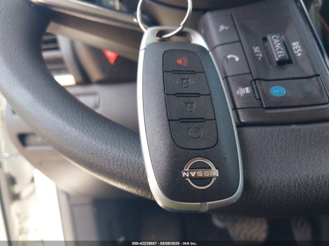 5N1BT3BA5PC790245 Nissan Rogue Sv Fwd